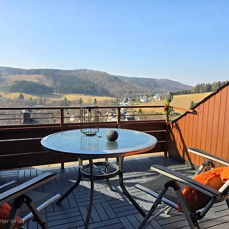 Tannenherz Mit Balkon & Bergblick & Naehe Hillebachsee & 2 Schlafzimmer Winterberg