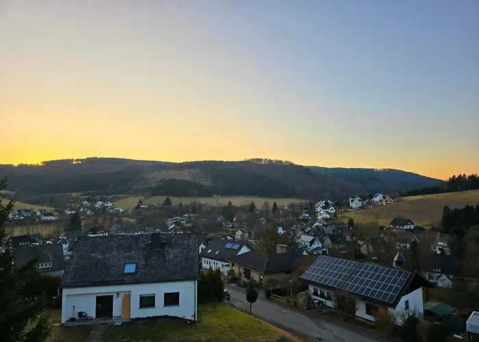 Tannenherz Mit Balkon & Bergblick & Naehe Hillebachsee & 2 Schlafzimmer Apartman Winterberg